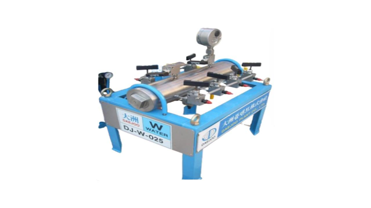 FNC-W-010: 2,100 bar/30,500 PSI