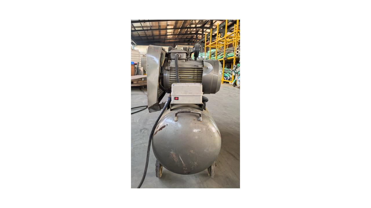 FNC-G-004: Air Compressor